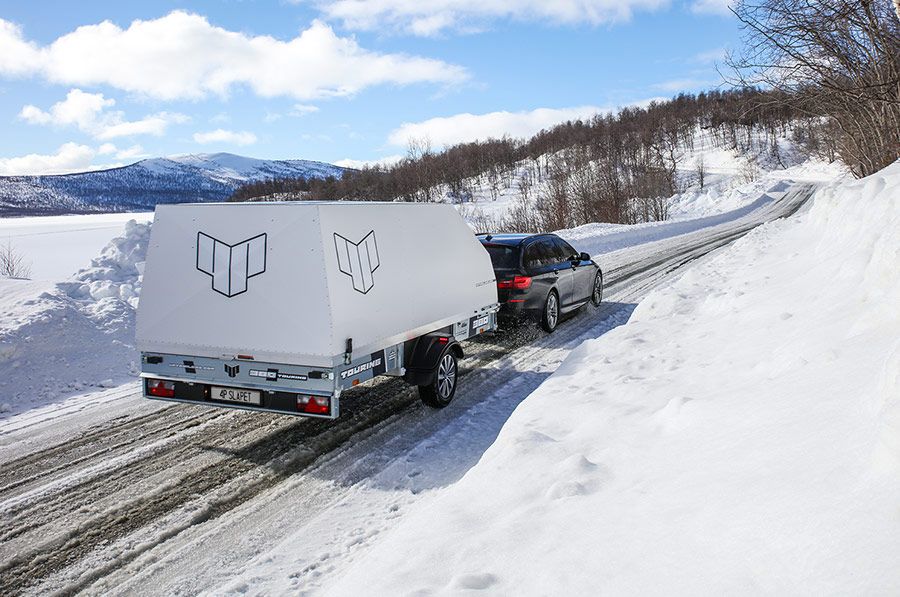 4P Trailers släpvagn på vinterväg